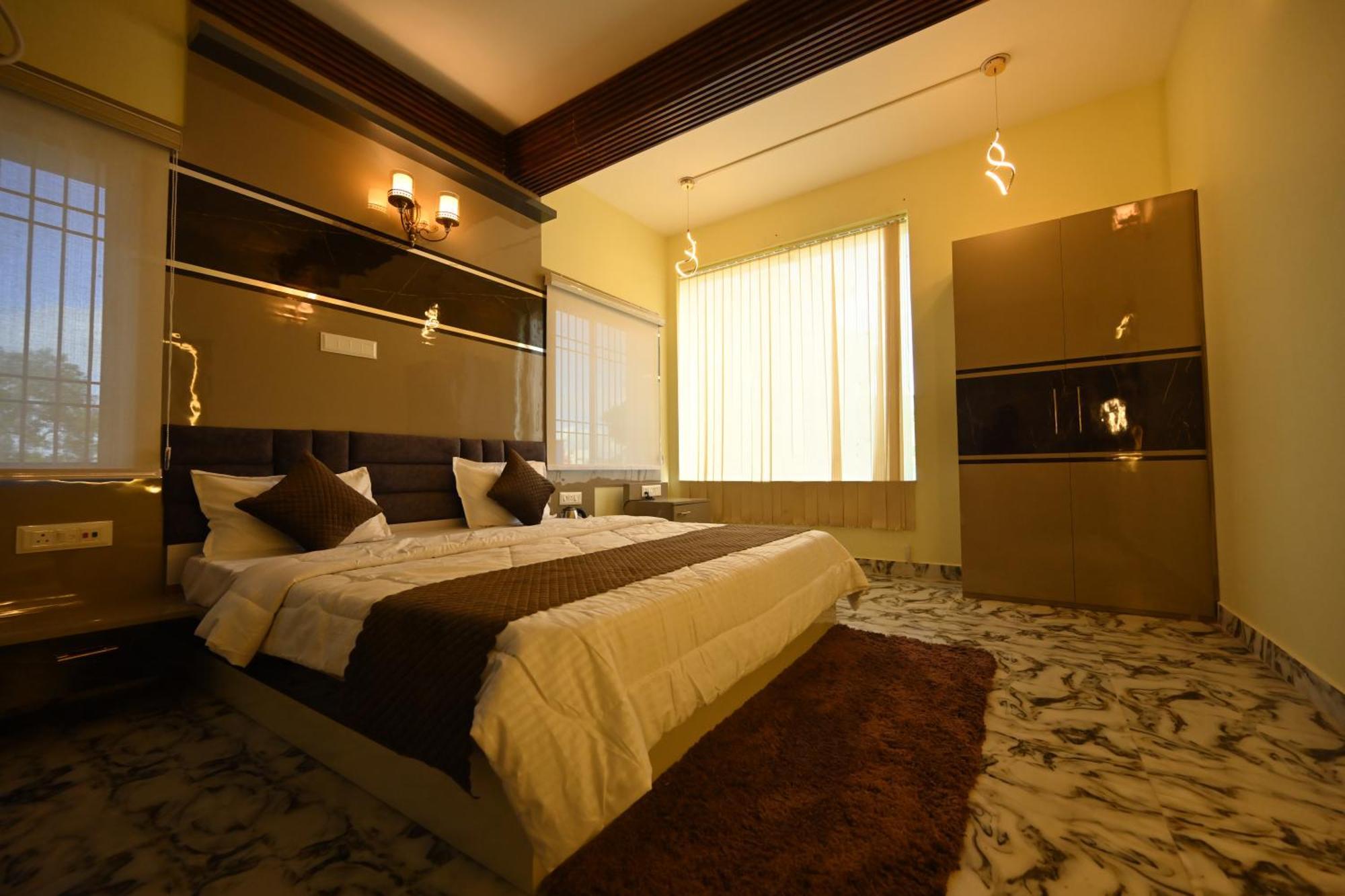 Hotel The Vintage Plaza Baripada Exterior foto